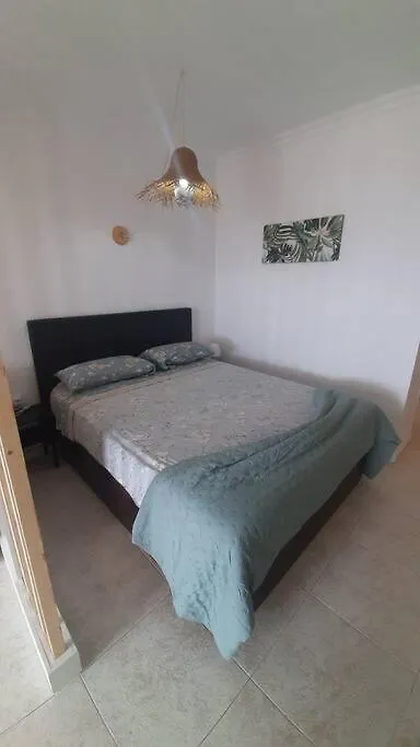 プエルト・デ・ラ・クルスCentral Studio With Sea View Balcony!アパートメント スペイン
